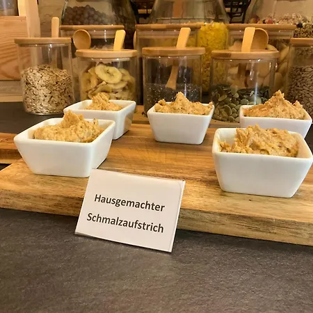 Gæstehus U Ruze 3*