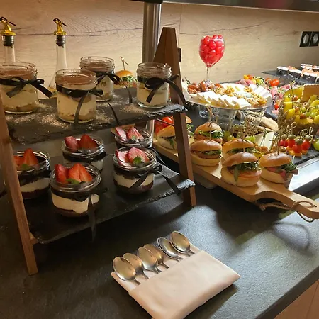 U Ruze Sezimovo Usti